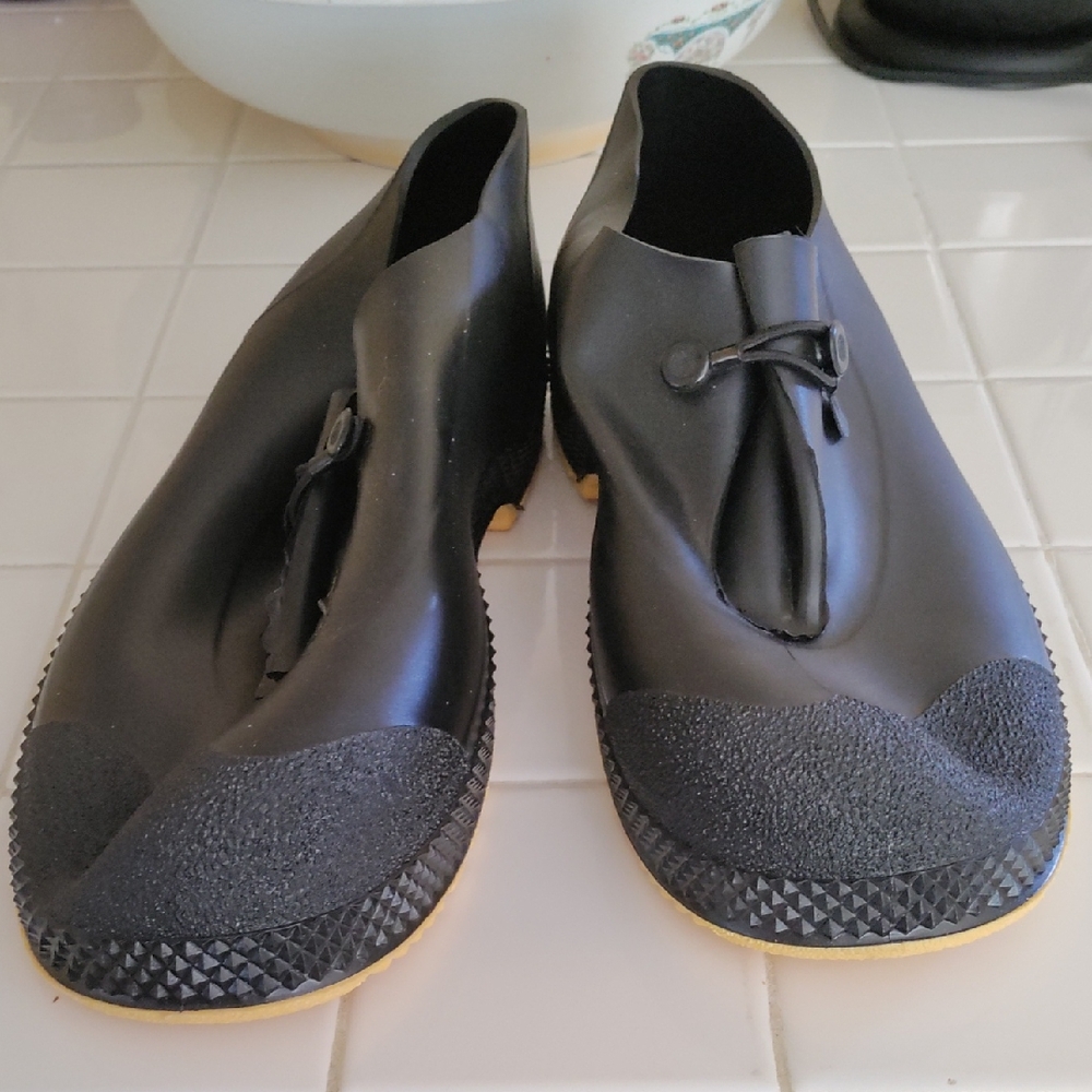 Sleek Black Men's Rain & Snow Boots